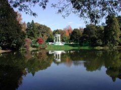 ���������˹�Ĺ��԰�����±�����Ĺ