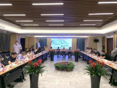 ��רί���ڷ��ɱ�������̸�ڵ���̬����