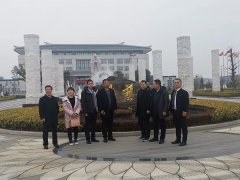 �ƺ����빫԰���������㻦�����ִ���������̬