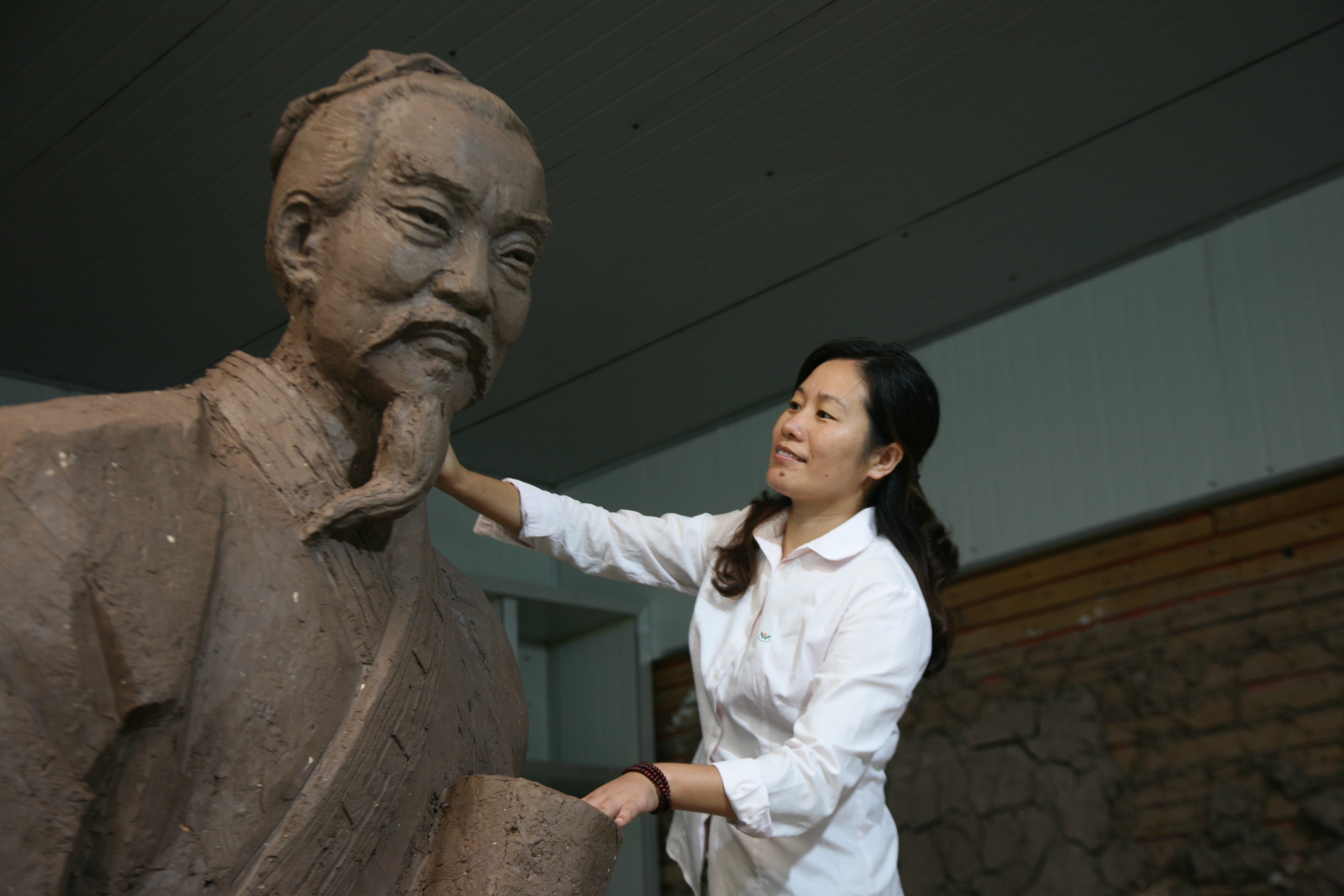 1-230Q4105054W7 首页 - 菲律宾亚星国际官方网站