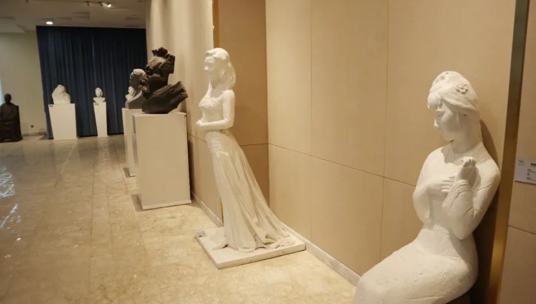 ��ҳ - ���ɱ����ǹ��ʹٷ���վ