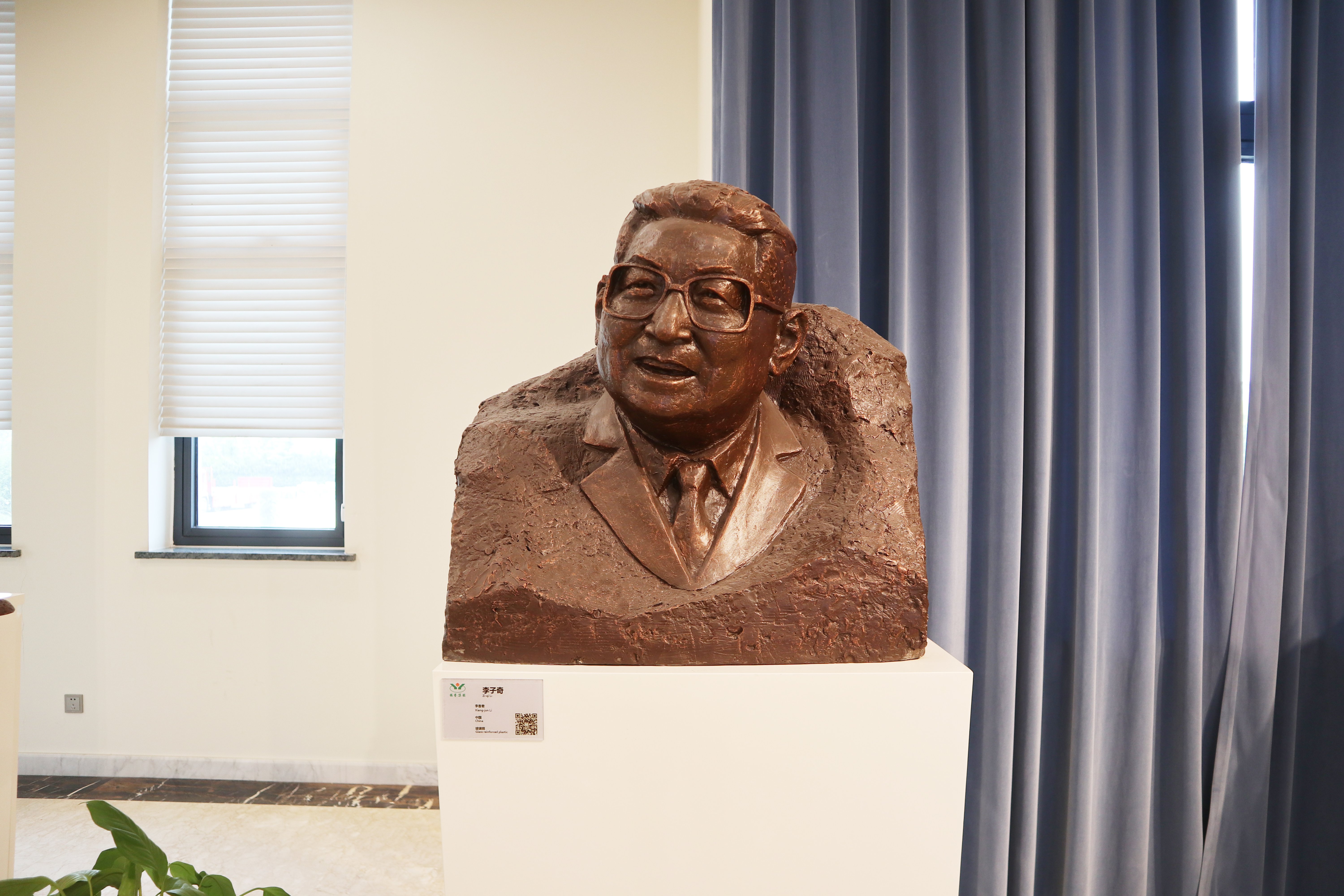 ��ҳ - ���ɱ����ǹ��ʹٷ���վ